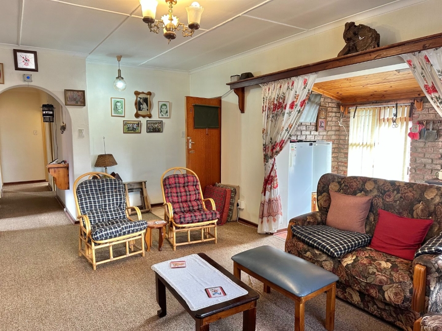 3 Bedroom Property for Sale in Albertinia Western Cape